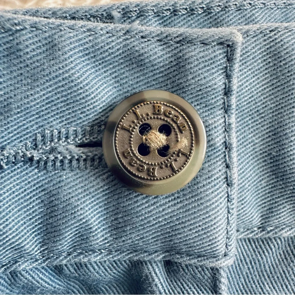 L.L. Bean Vintage Women's Chino Shorts Blue A-line High Waist Size 4 - Picture 6 of 10